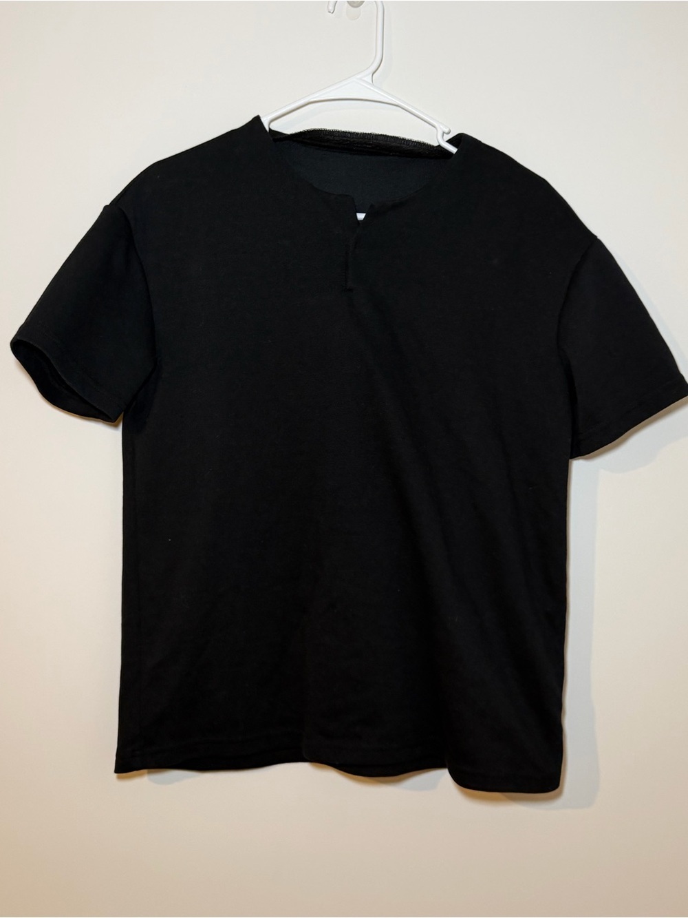 Dazy Black Short Sleeve Henley T Shirt Men’s Medium